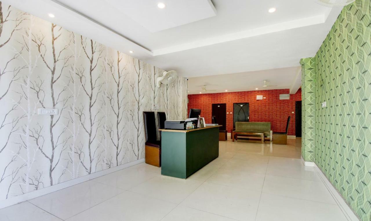 Treebo Trip Just 3* Lucknow
